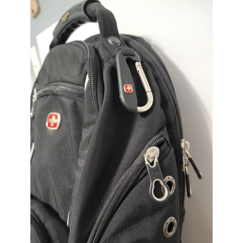 SwissGear 3180 Scansmart TSA 15 Laptop Backpack Black 19-Inch Mult Conv Features